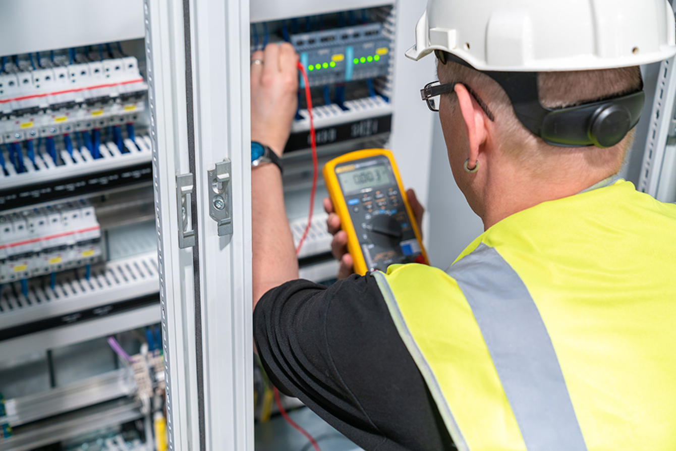 Elektroanlagen-Kontrolle bei Elektro Sabau in Großkrotzenburg